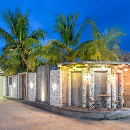 Brickwood Rasdhoo- Beach Front Eksteriør billede